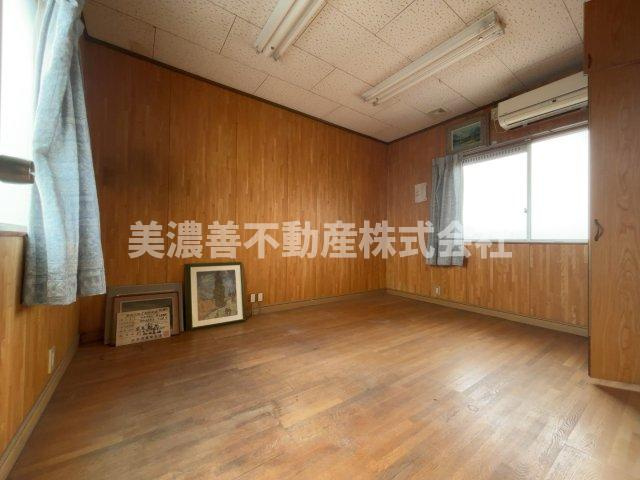 ６４９６３　羽島市正木町新井倉庫の内装