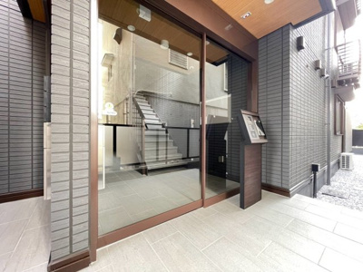 【エントランス】 | O-crest池田桃園