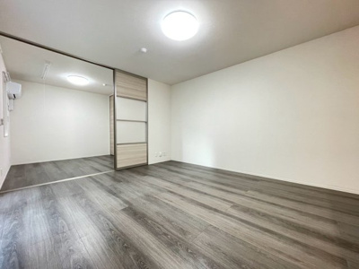 【居間・リビング】 | O-crest池田桃園