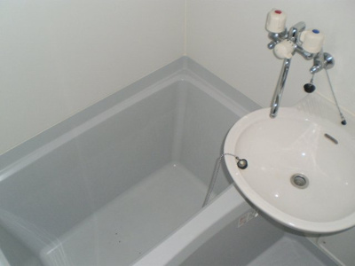 【浴室】 | レオパレスフローラⅡ