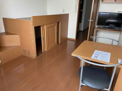 【居間・リビング】 | レオパレスポーラスターＡ