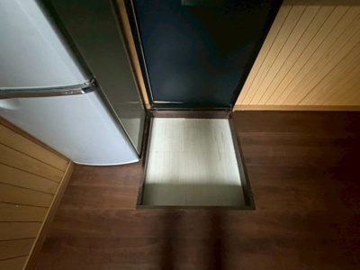 【玄関】 | 泰松ビル