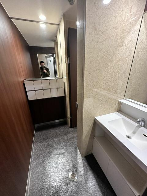 中央区八丁堀２丁目の店舗事務所