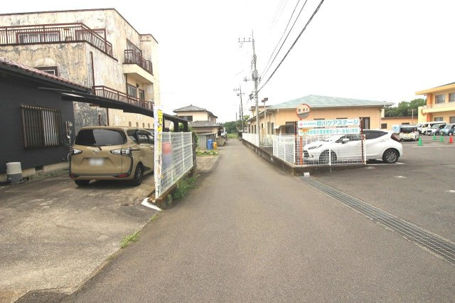 小山市喜沢の前面道路含む現地写真|北側前面道路です、東側から撮影