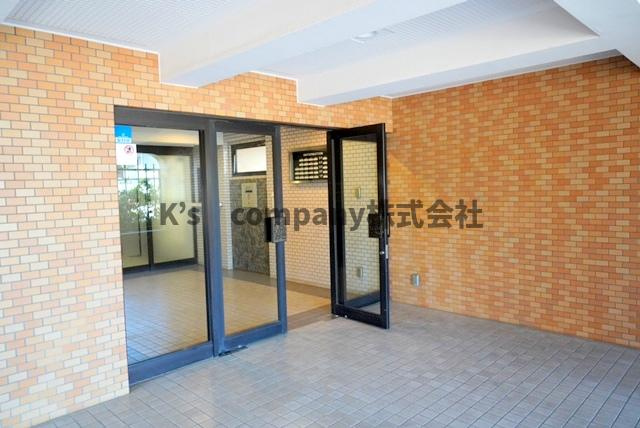 茅ヶ崎市赤羽根　ライオンズマンション湘南茅ヶ崎のエントランス|エントランス周辺スペース◇