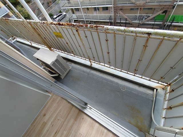 神戸市北区鈴蘭台東町６丁目の賃貸マンションのバルコニー