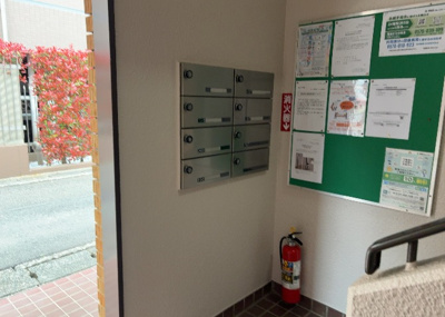 【受付】 | オリオエント東林間ー２ | 受付はマンションコンシェルジュがいる場合もあれば、管理人が滞在する小部屋を総称して呼ぶことがあります。主にエントランスに設置されていることから、防犯面でも期待ができます。防犯設備がない場合はより安心！