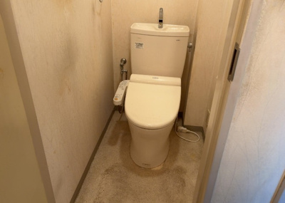 【トイレ】 | オリオエント東林間ー２ | トイレは大きさや形、機能、抗菌性などが異なる多種多彩なタイプが各メーカーから出ています。それぞれに良さがあるため、事前にどういったタイプのトイレがいいのかをご家庭内で決めて、内見に行くといいでしょう。