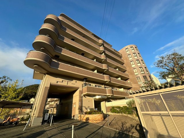 ライオンズマンション須磨妙法寺の外観