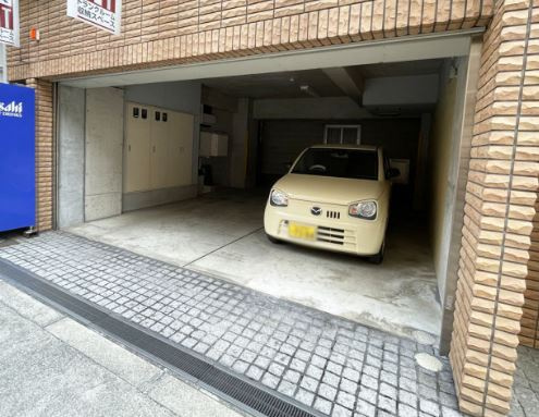 88堂島ウイングの駐車場