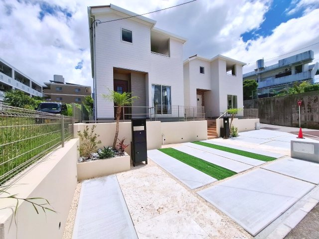 リーブルガーデン北谷町桑江　1号棟の外観