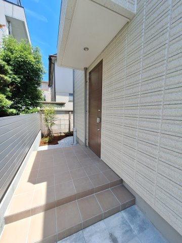 大泉学園５丁目ヘーベルハウスのエントランス