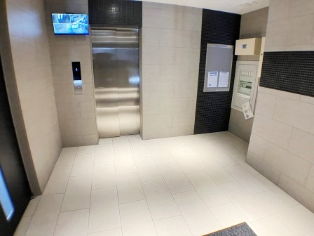 ROOTs　Otsukaのロビー