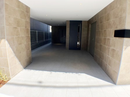 ROOTs　Otsukaのエントランス