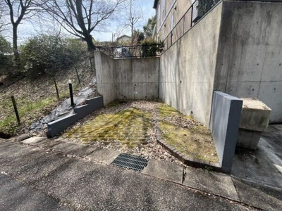 【駐車場】 | キャトルセゾンA棟B棟C棟D棟 犬猫可(フルリノベ戸建) 駐車場2台込賃料