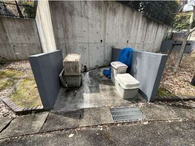 【その他共用部分】 | キャトルセゾンA棟B棟C棟D棟 犬猫可(フルリノベ戸建) 駐車場2台込賃料