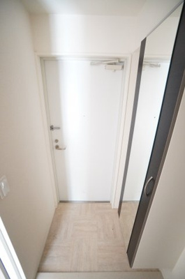 【玄関】 | メルヴェール・コリーヌ | ※同物件・同タイプの写真です。