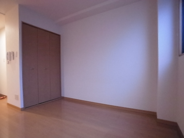 神戸市兵庫区松本通４丁目のアパート