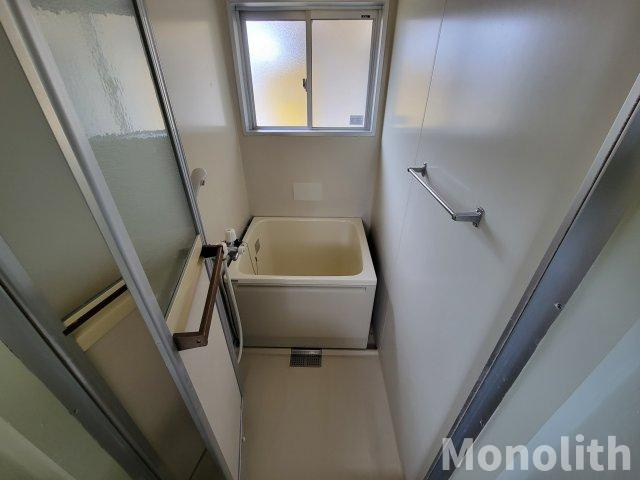 ビレッジハウス葛ノ葉7号の浴室