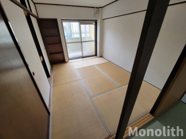 ビレッジハウス葛ノ葉7号の和室