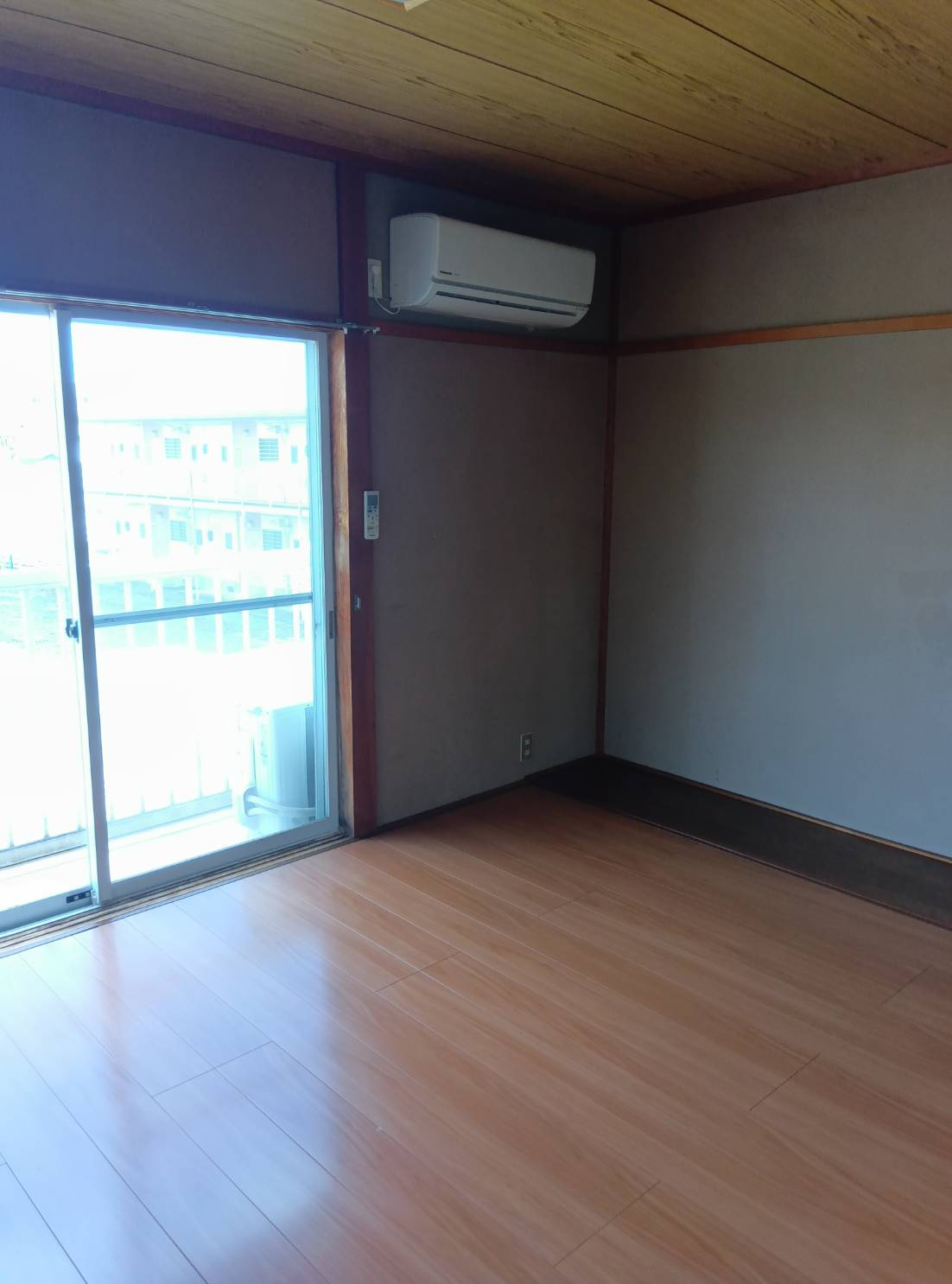 リンムーハイツの居間・リビング