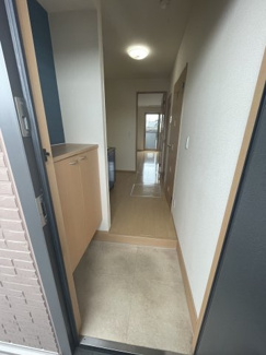 【玄関】 | メゾンまるえ