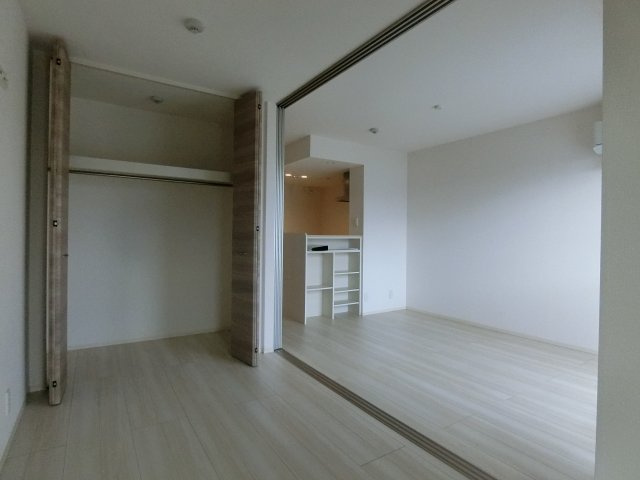 【洋室】 | エミネンス久米田