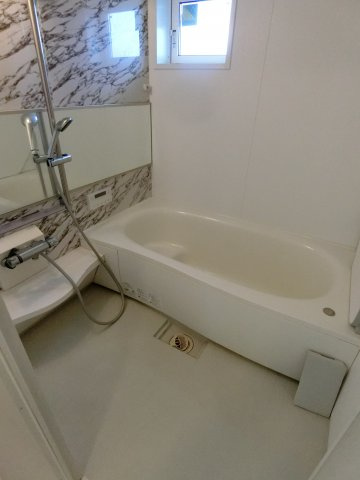 【浴室】 | エミネンス久米田