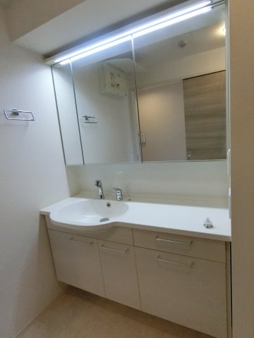 【独立洗面台】 | エミネンス久米田