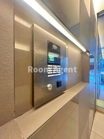 ブランシエスタ泉のエントランス