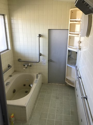 紀の川市松井・中古戸建・54661の浴室