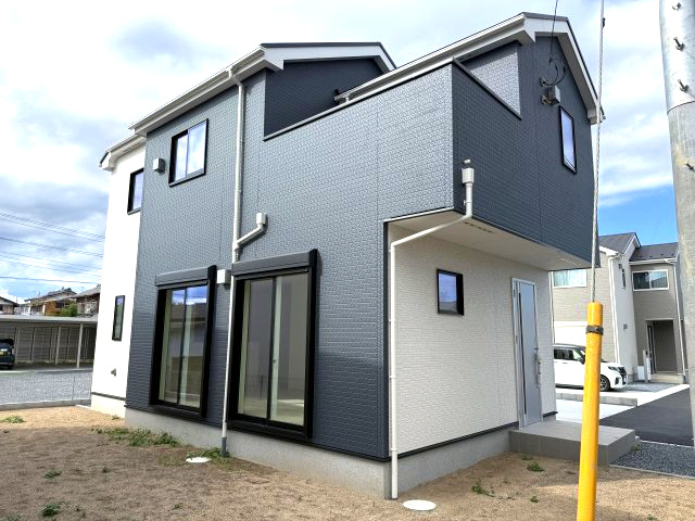 リナージュ高崎新保田中町24-1期　2号棟