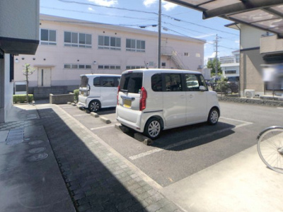 【駐車場】 | コンフォールシャトー