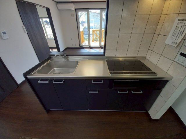 武佐4丁目　中古住宅のキッチン