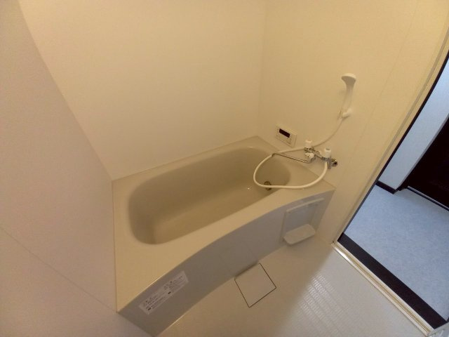 武佐4丁目　中古住宅の浴室