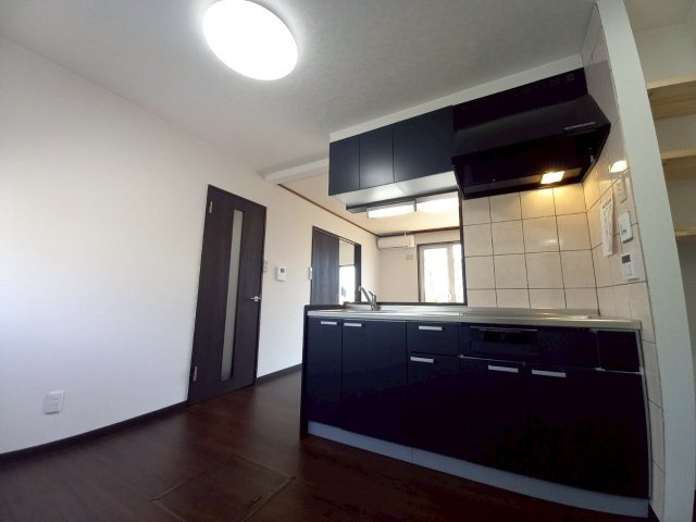 武佐4丁目　中古住宅のキッチン