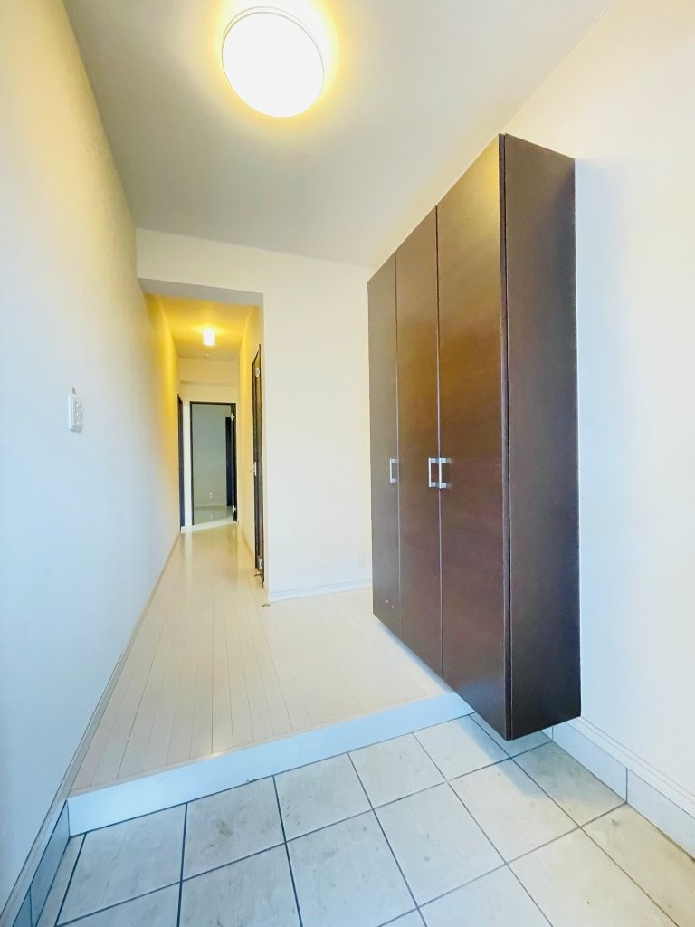 岡崎市栄町5丁目の玄関