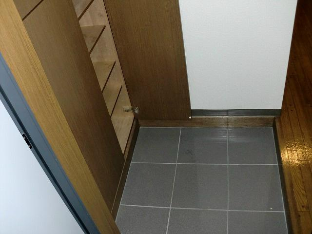 【玄関】フォルム幟町