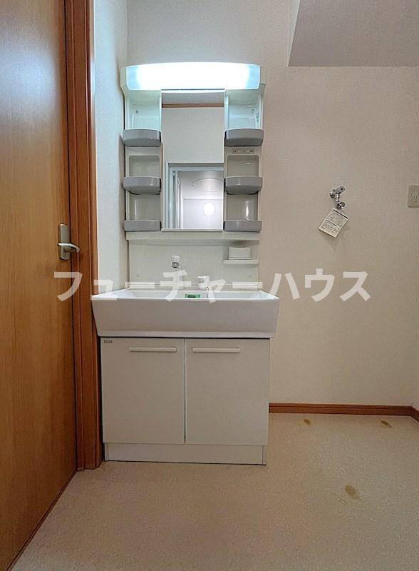 ラポール壱番館の洗面所