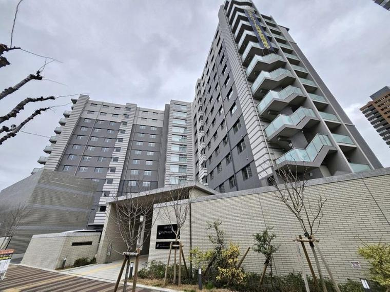 サンミット大日の外観|新しい生活にいかがでしょうか？外観はお住まいの顔になります。こだわりたいポイントですね。水回りリフォームやリノベーションも承ってます。
■現地見学・資金計画相談・住宅ローン相談もお問合せ受付中■