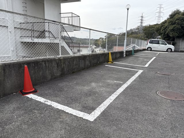 スカイコート姫路の駐車場