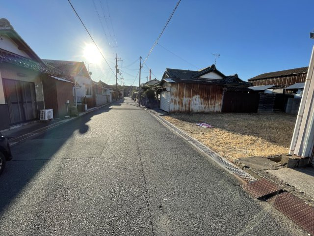 和歌山市湊4丁目・土地・56902の前面道路含む現地写真