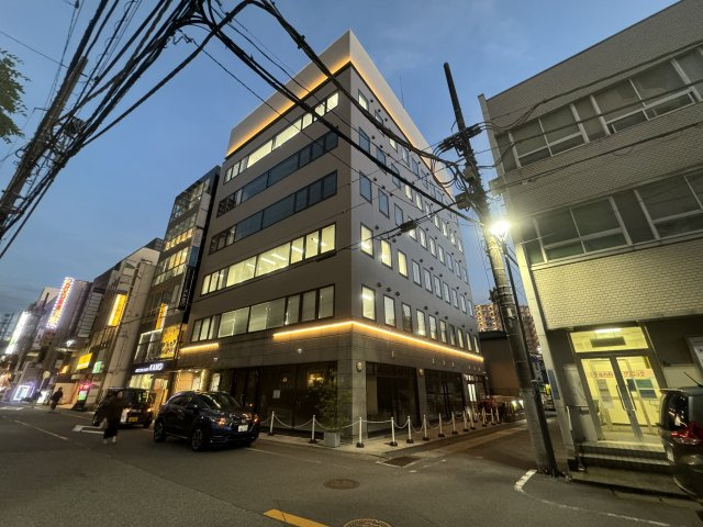 Crobis柏の外観