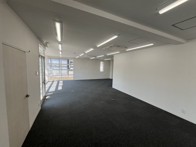 半田市南二ツ坂町１丁目貸店舗の内装