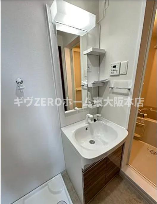 F asecia laniの独立洗面台