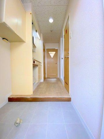 【玄関】 | サンルート河野