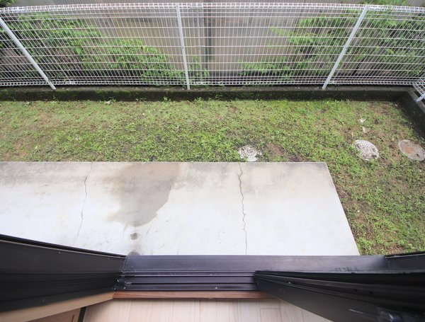 エクレール平城Bのバルコニー