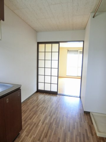 サンパレス成東A棟の内装