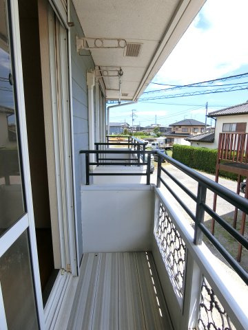 サンパレス成東A棟のバルコニー