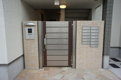 【エントランス】 | チェリーブロッサムⅢ番館